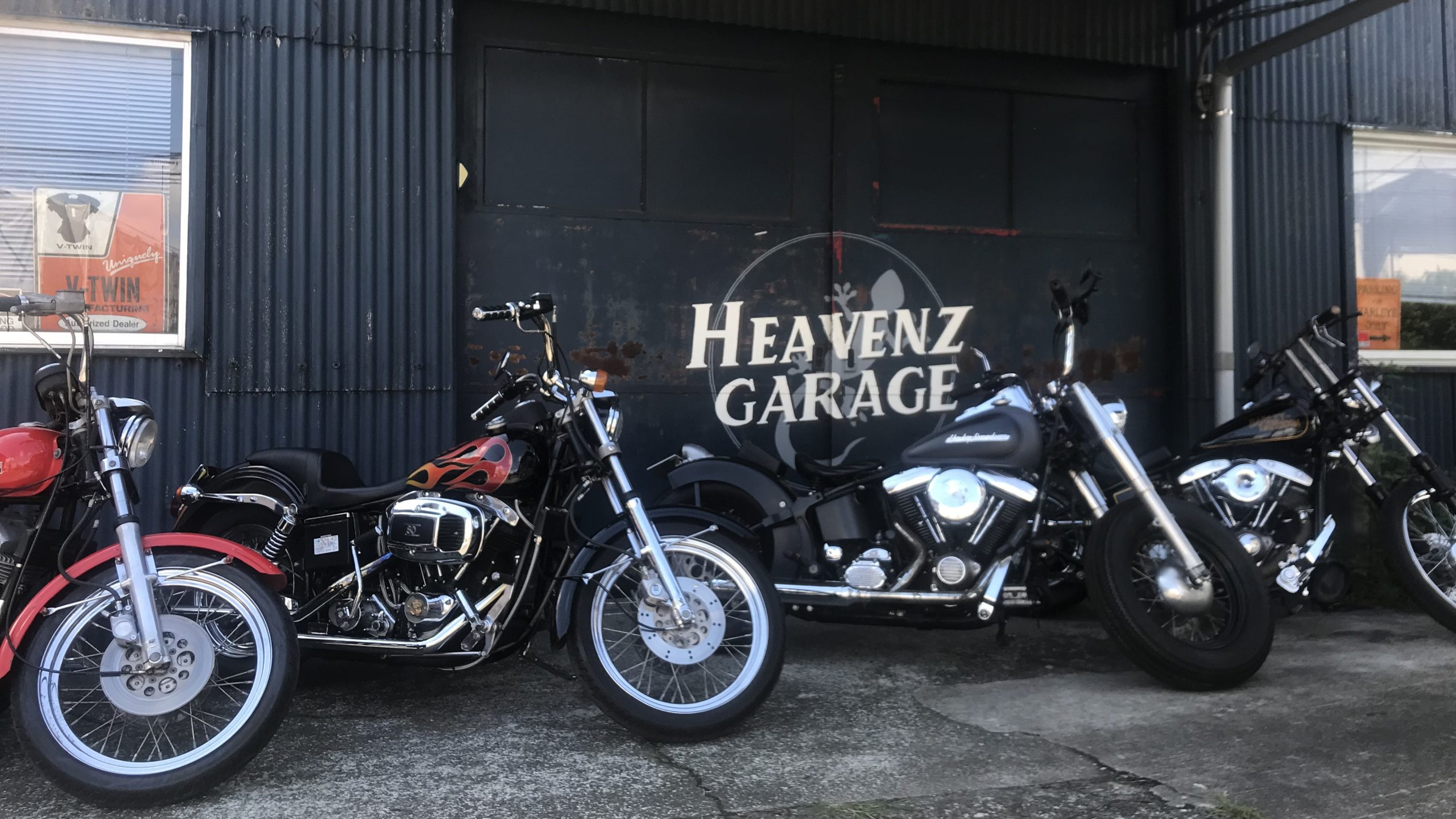 東京都東久留米市のハーレーダビッドソンカスタム・リペアショップなら『Heavenz Garage（ヘブンズガレージ）』へ！