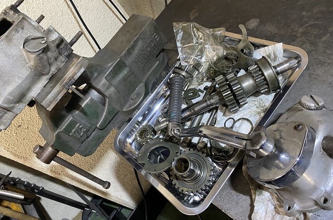 Heavenz Garage（ヘブンズガレージ）02トランスミッション